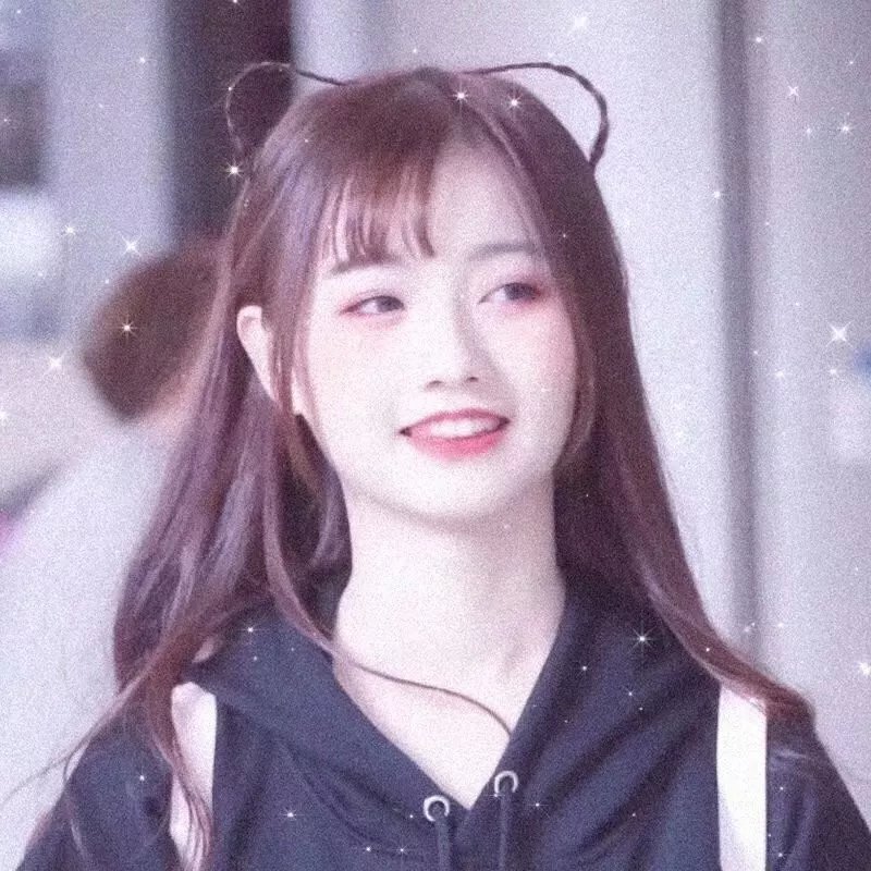 直播间实拍：某天后之女校园霸凌，网友群嘲